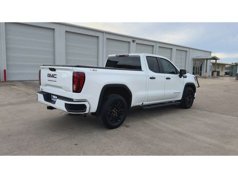 Used 2026 GMC Sierra 1500 Pro w/ Graphite Edition image 8
