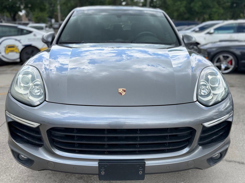 Used 2016 Porsche Cayenne AWD/4WD image 8
