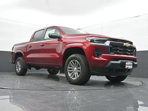 New 2026 Chevrolet Colorado LT w/ LT Convenience Package AWD/4WD image 45