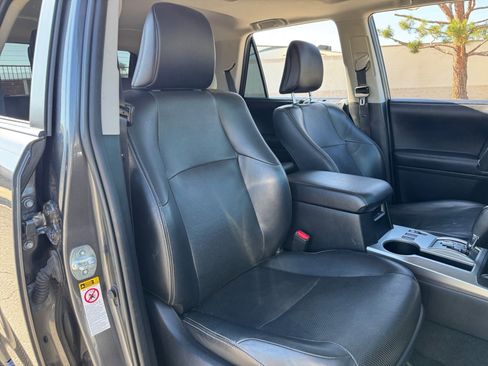 Used 2018 Toyota 4Runner Limited image 20