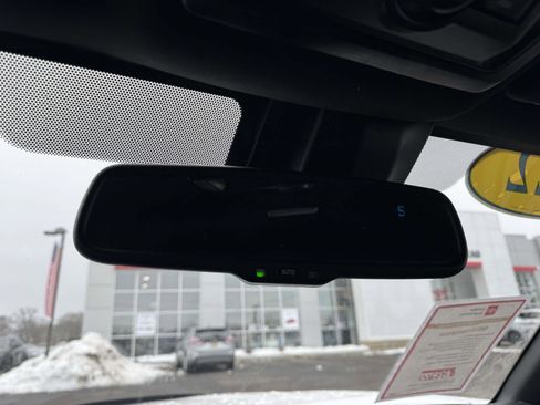 Certified 2022 Toyota Tacoma TRD Off-Road image 46