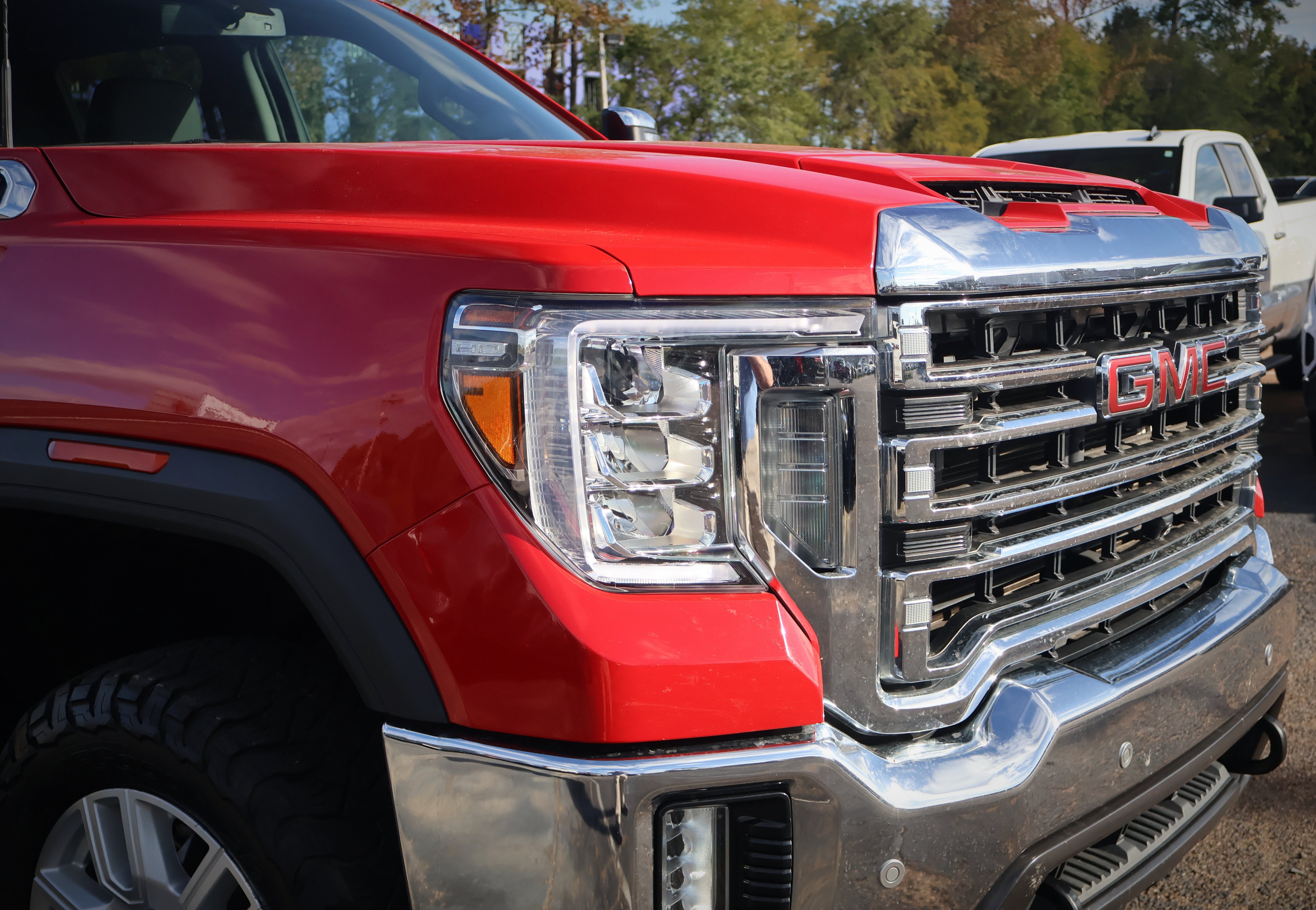 Used 2021 GMC Sierra 2500 SLT w/ SLT Premium Package AWD/4WD image 27