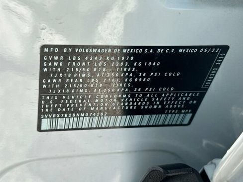 Used 2022 Volkswagen Taos SE FWD image 29