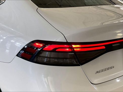 Used 2024 Honda Accord EX image 25