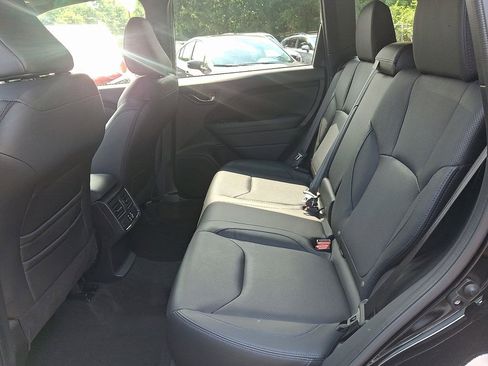 Certified 2025 Subaru Forester Limited image 12