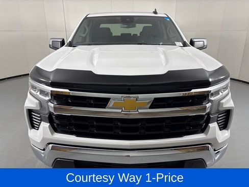 Used 2023 Chevrolet Silverado 1500 LT RWD image 4