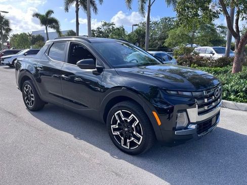 Used 2025 Hyundai Santa Cruz Limited image 1