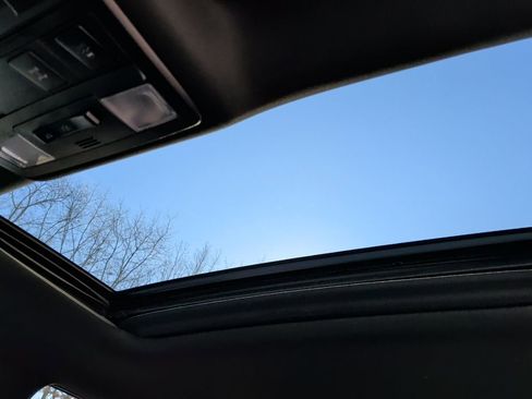 Used 2018 Toyota Tacoma TRD Off-Road image 33