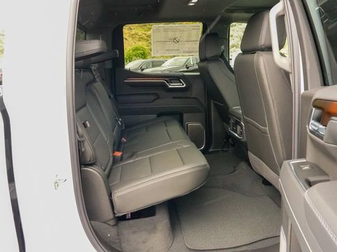 New 2026 GMC Sierra 1500 Denali w/ Technology Package AWD/4WD image 11