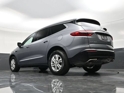 Used 2020 Buick Enclave Essence w/ Sound and Sites Package FWD image 21