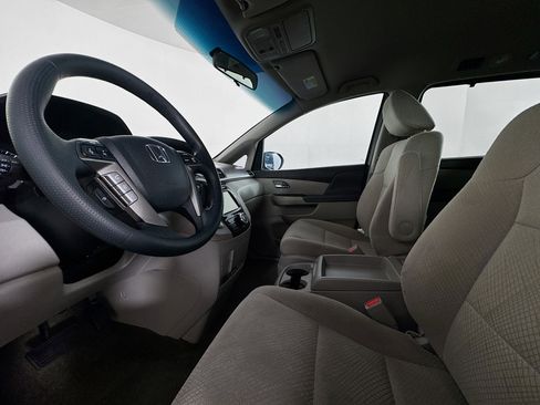 Used 2016 Honda Odyssey EX image 21