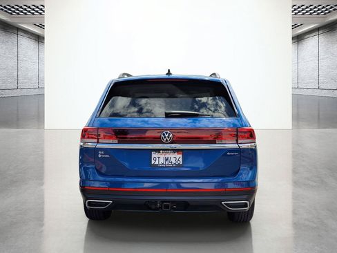 Certified 2025 Volkswagen Atlas SE AWD/4WD image 8