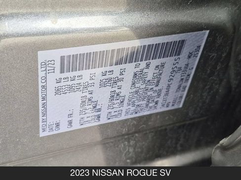 Used 2023 Nissan Rogue SV FWD image 28