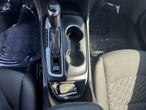 Used 2018 Chevrolet Equinox LT image 20