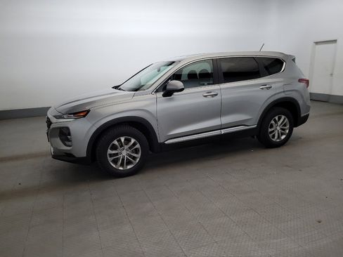 Used 2020 Hyundai Santa Fe SE AWD/4WD image 2