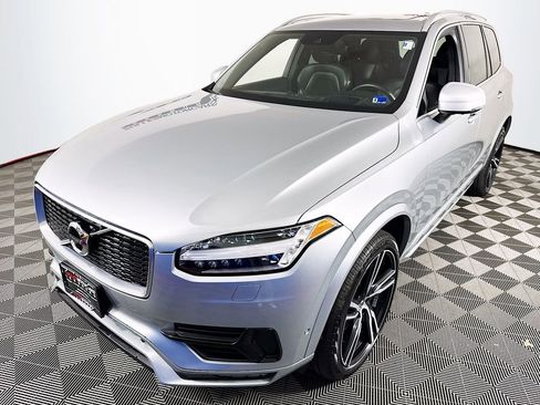 Used 2017 Volvo XC90 T6 R-Design w/ Vision Package AWD/4WD image 3