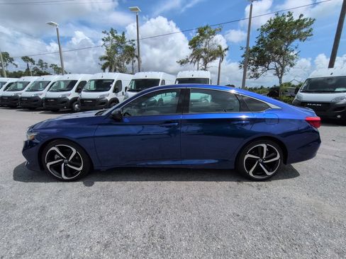 Used 2022 Honda Accord Sport image 9