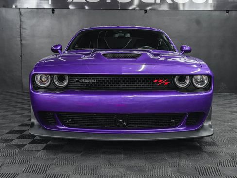 Used 2019 Dodge Challenger R/T Scat Pack RWD image 12