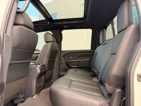 Used 2023 Nissan Titan PRO-4X w/ Pro-4x Convenience Package AWD/4WD image 27