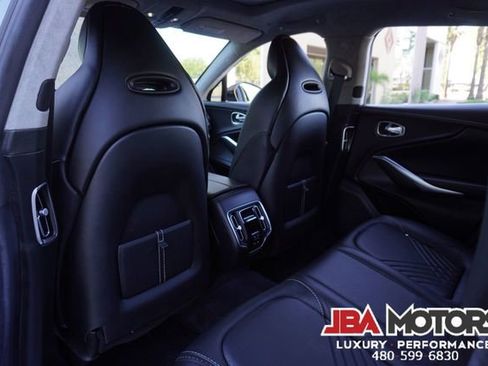 Used 2021 Aston Martin DBX AWD/4WD image 7