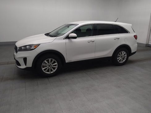 Used 2019 Kia Sorento AWD image 2