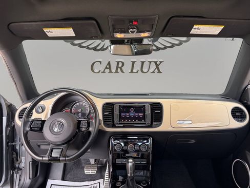 Used 2019 Volkswagen Beetle 2.0T Final Edition SEL FWD image 11