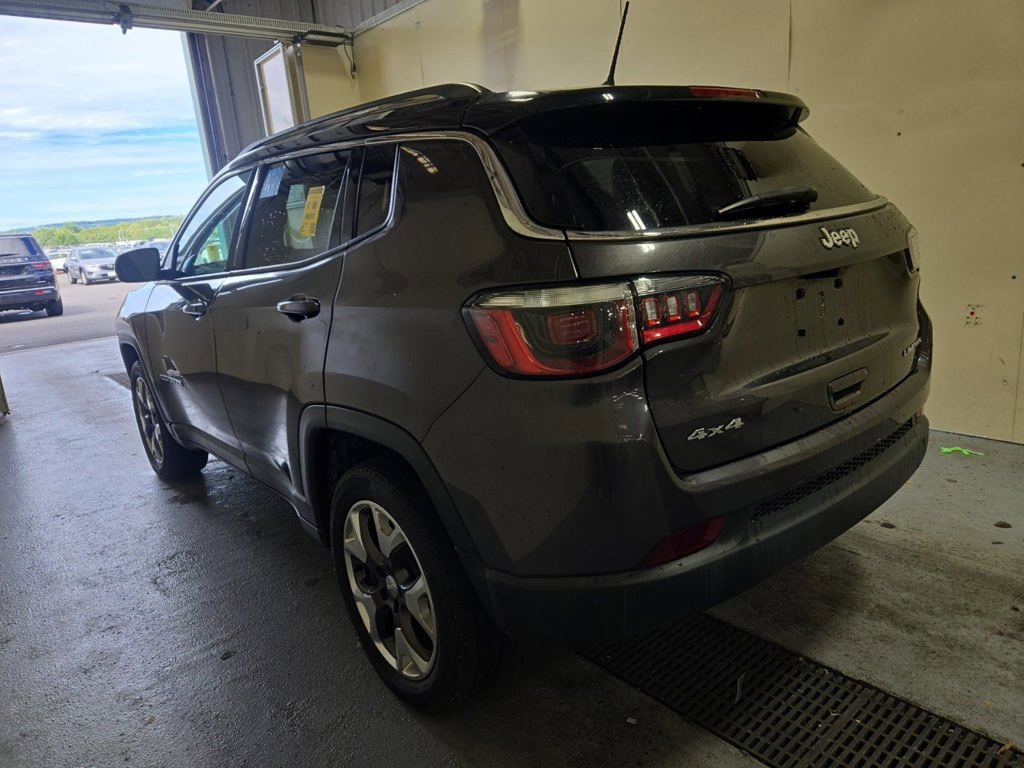 Used 2020 Jeep Compass Limited AWD/4WD image 12