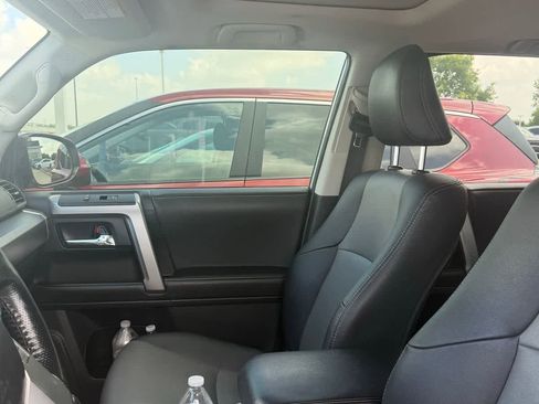 Used 2023 Toyota 4Runner SR5 Premium w/ Moonroof Package RWD image 11