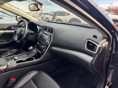 Used 2017 Nissan Maxima 3.5 SV FWD image 13