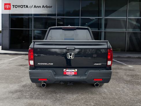 Used 2023 Honda Ridgeline Black Edition image 12