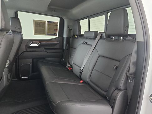 Certified 2024 Chevrolet Silverado 1500 LT Trail Boss w/ Convenience Package II AWD/4WD image 32