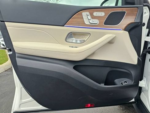 New 2026 Mercedes-Benz GLE 350 4MATIC image 16
