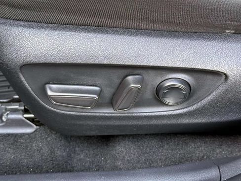 Used 2023 Toyota RAV4 XLE AWD/4WD image 18