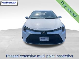Used 2024 Toyota Corolla LE FWD video 3