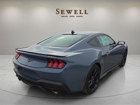 New 2026 Ford Mustang Coupe image 4