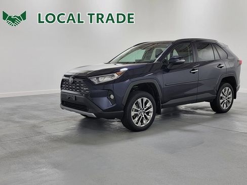Used 2019 Toyota RAV4 Limited image 4