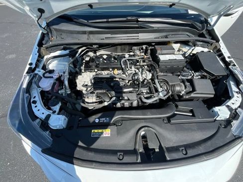 Used 2025 Toyota Corolla LE FWD image 13
