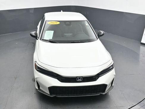 Used 2025 Honda Civic Sport image 25