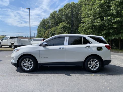 Used 2018 Chevrolet Equinox LT FWD image 6