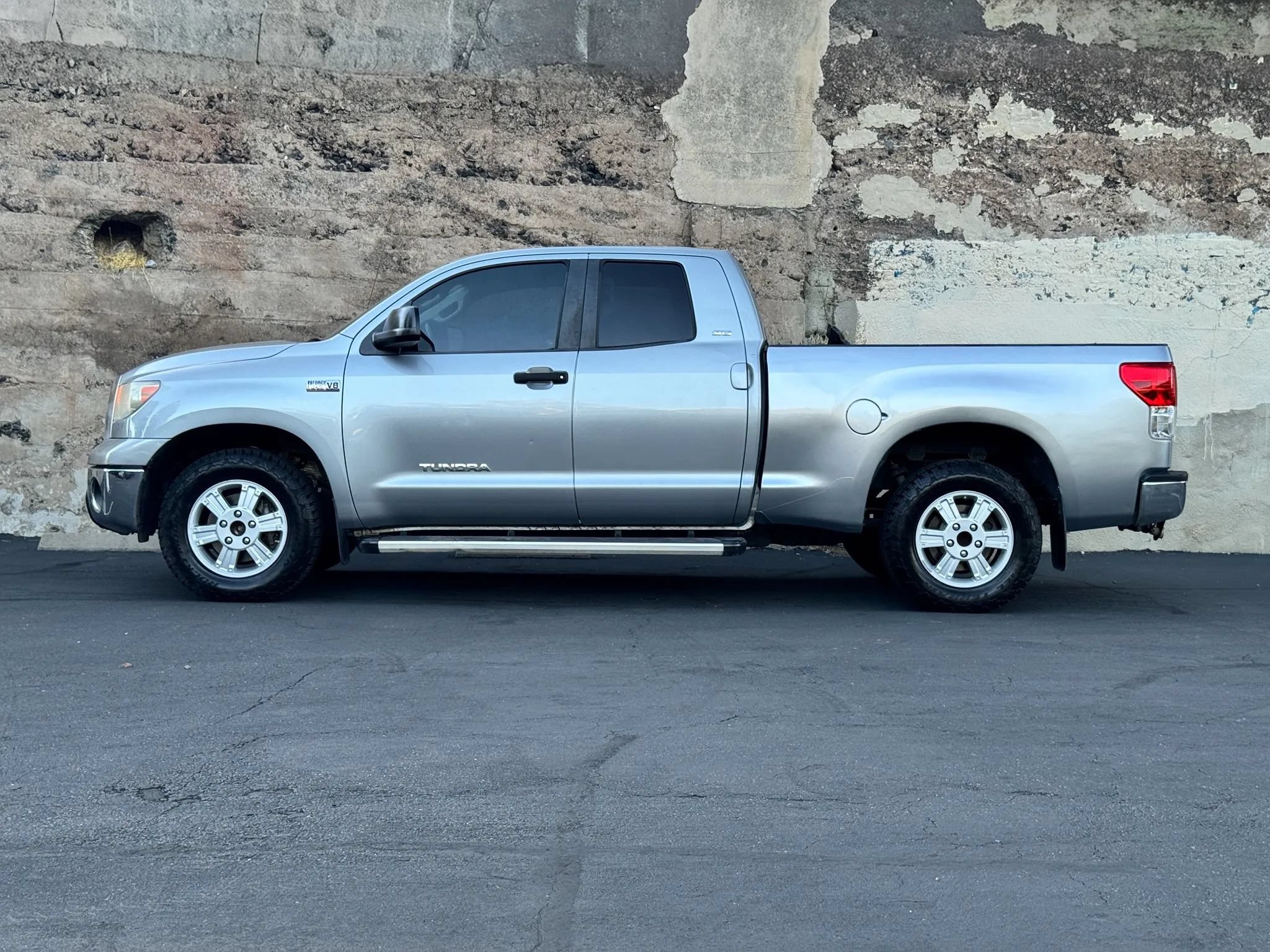Used 2011 Toyota Tundra 2WD Double Cab w/ SR5 Pkg image 6