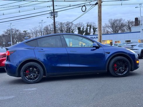 Used 2023 Tesla Model Y Long Range image 4
