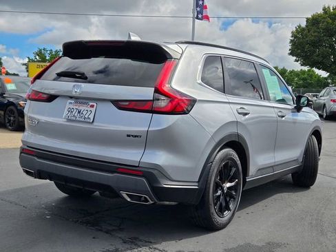 Used 2025 Honda CR-V Sport image 4
