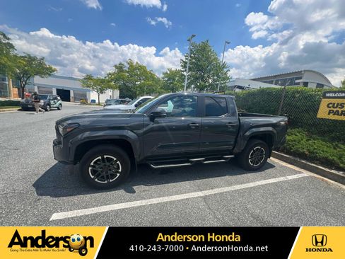 Used 2024 Toyota Tacoma 4x4 Double Cab image 1