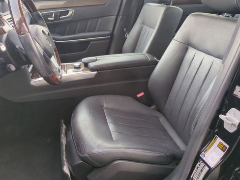 Used 2014 Mercedes-Benz E 550 4MATIC Sedan image 15