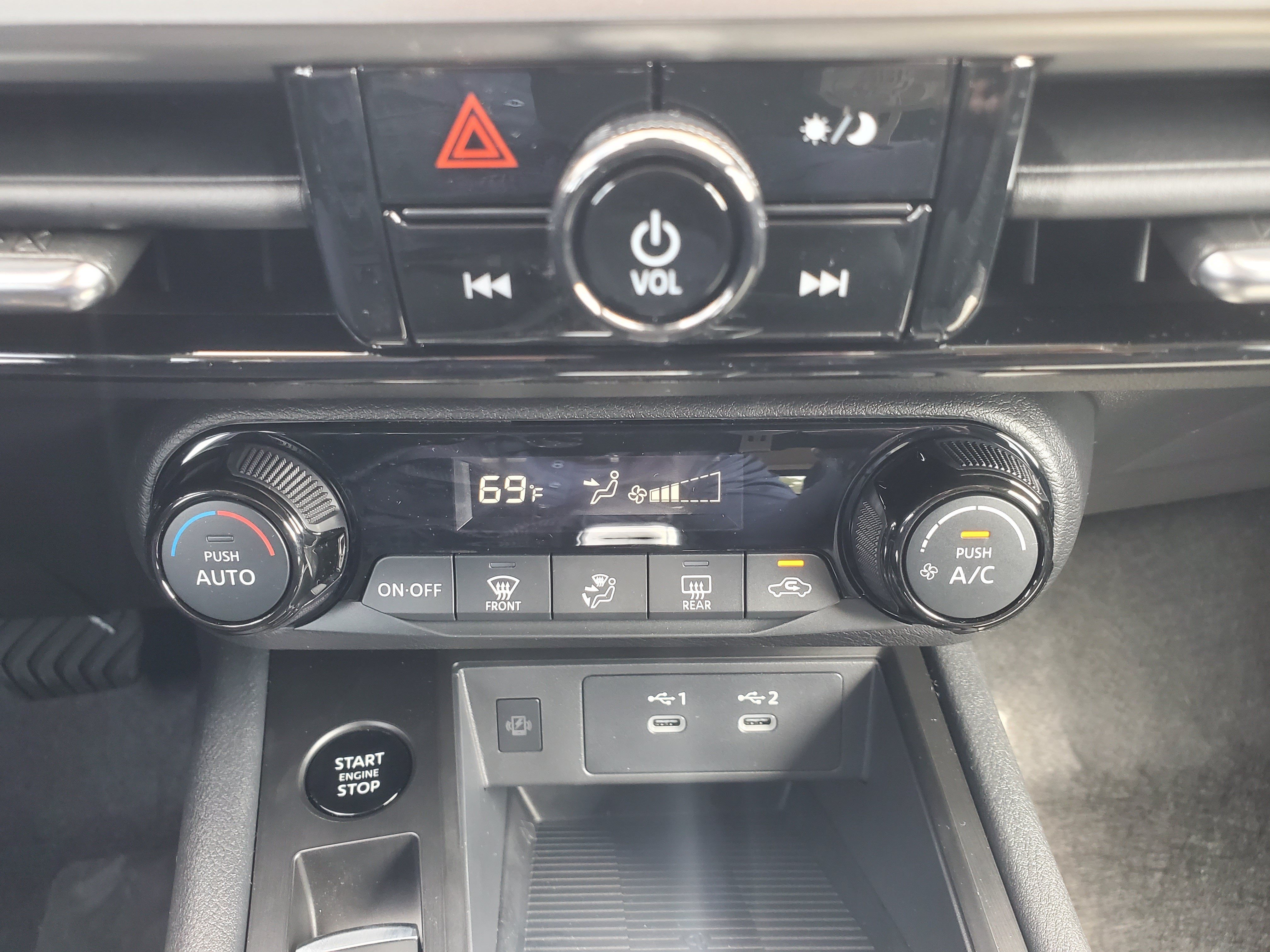 New 2027 Nissan Kicks SV FWD image 19