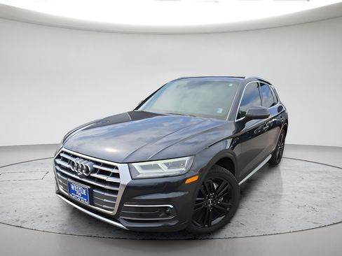 Used 2020 Audi Q5 Prestige AWD/4WD image 8