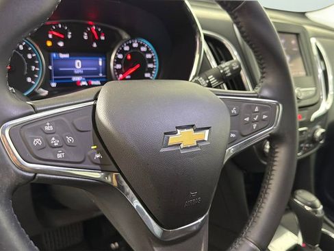 Used 2020 Chevrolet Equinox LT FWD image 39