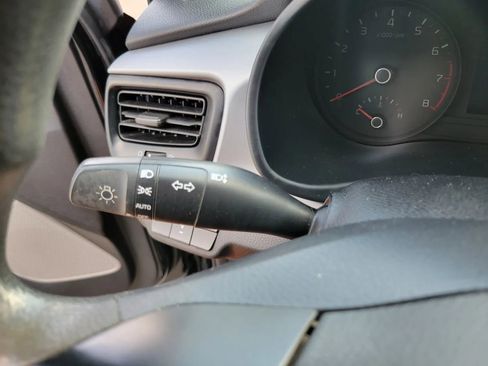 Used 2020 Kia Rio S image 25