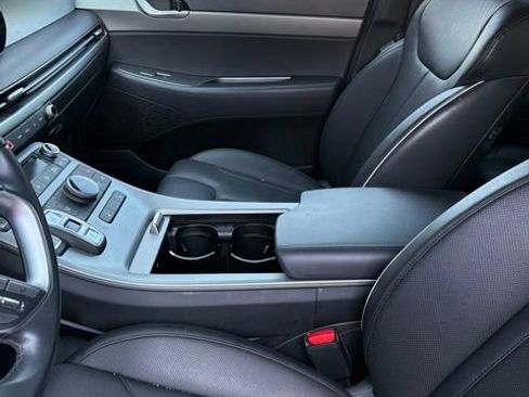 Used 2025 Hyundai Palisade SEL FWD image 3