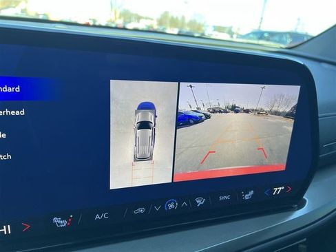 Certified 2026 Chevrolet Traverse LT w/ Driver Confidence Package AWD/4WD image 28